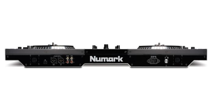 Numark NS7III front view